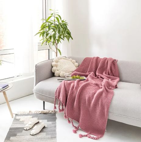 Knitted Throw Blanket | Soft & Cozy Home Essential